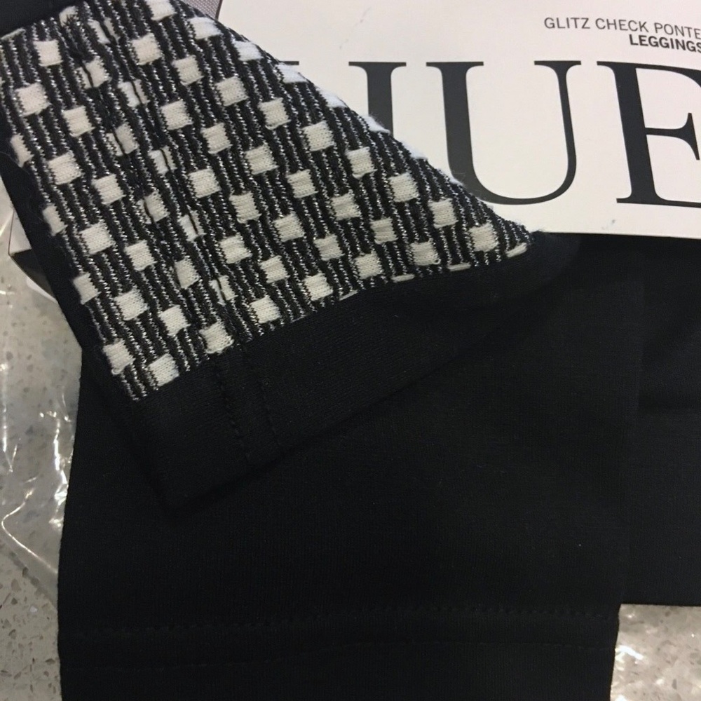 (NWT) Hue Women's Black Metallic Check Ponte Stretch Legging Sizes XS/M/L/XL - Picture 6 of 10